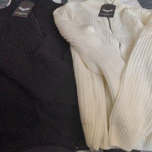 Pair of BRAVE SOUL LONDON sweaters in Blk and White sz L